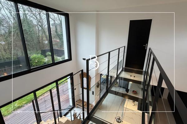 Maison contemporaine côté forêt