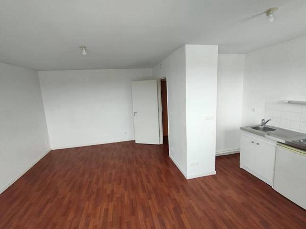 Location appartement La Roche Sur Yon : 520 € - AJP Immobilier La Roche-sur-Yon