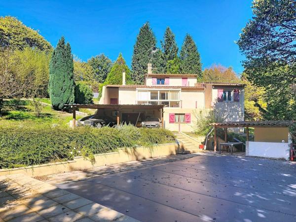 Maison à TRELISSAC, 24750 - 5 pièces 149m²