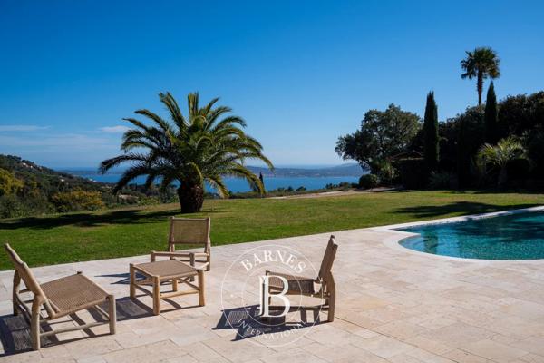 Grimaud, Maison 5 Chambres -  200 m² à vendre