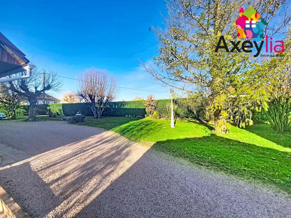 Chandon (42190) A VENDRE - AUX PORTES DE CHARLIEU - MAISON 8 PIÈCES AVEC BEAU TERRAIN