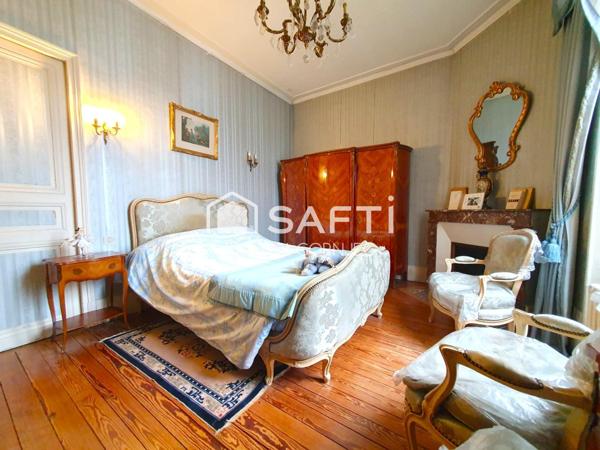 Vivez Fontainebleau autrement : 228 m² d’espace, une terrasse ensoleillée et un jardin privé… le tout au centre-ville