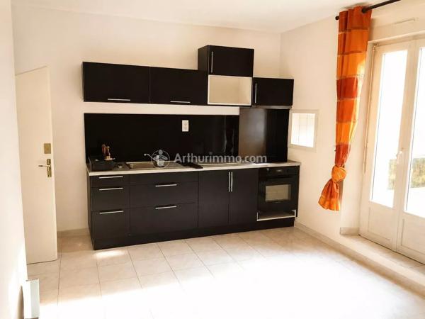 Vente                                                      Appartement
                        
                     2 pièces                      34 m2                     à Castres