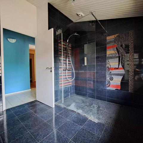Location                                                      Maison
                        
                     6 pièces                      179 m2                     à Carmaux