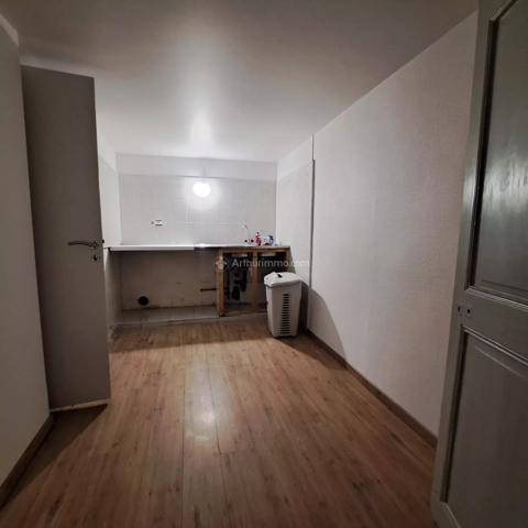 Location                                                      Maison
                        
                     6 pièces                      179 m2                     à Carmaux