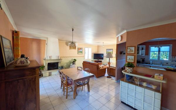 Maison à vendre    6 pièces •  Avignon