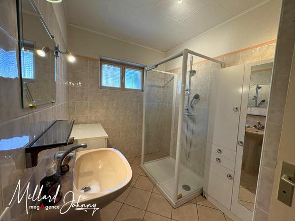 Maison à MONTCEAU-LES-MINES, 71300 - 3 pièces 80m²