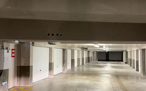 Stationnement à louer    Strasbourg