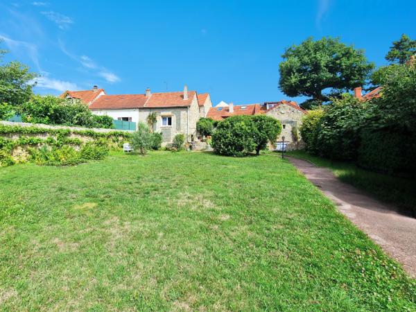 Lardy (91510) Maison - 193 m² - 9 pièces