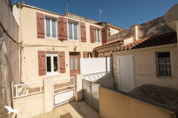 Appartement à vendre |  Rochefort |  2 pièces | 59 m²