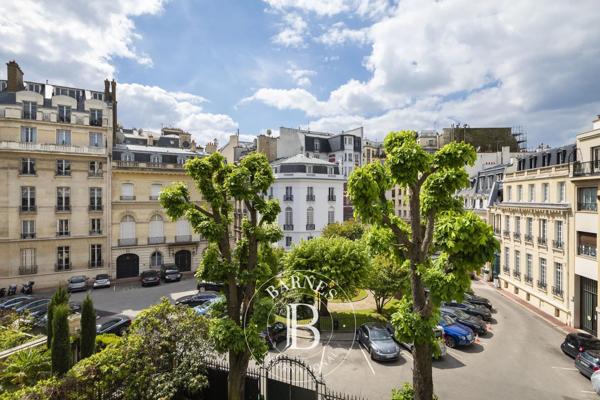 Paris 16ème, Hôtel particulier 4 Chambres -  670 m² à vendre