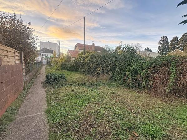 À vendre - Maison ancienne, 3 pièces située à Tours (37100)