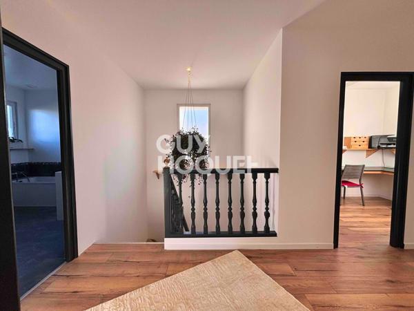 Maison 3 faces à vendre