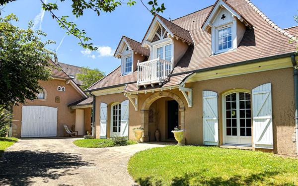 Maison à vendre    4 pièces • 116,37 m2 Gan