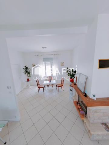 ? Belle maison de ville rénovée – 130 m² + terrasse 35 m² – HYPERCENTRE ?