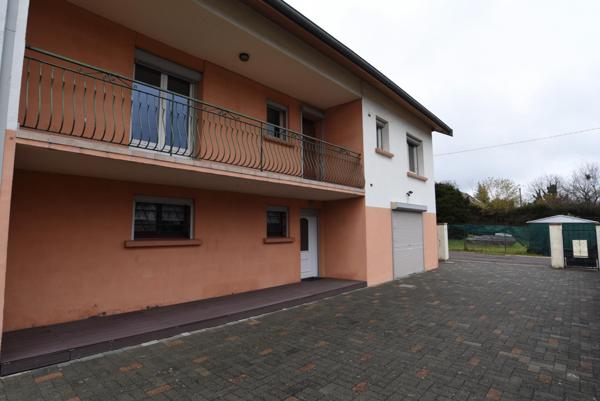 Maison lumineuse fort potentiel Roche lez Beaupré