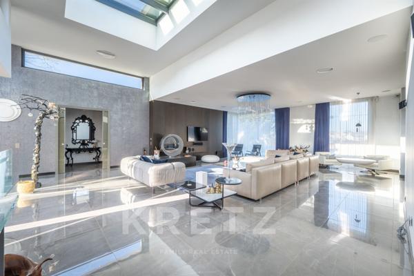 Villa contemporaine d’exception – 650 m² habitables aux portes de Paris