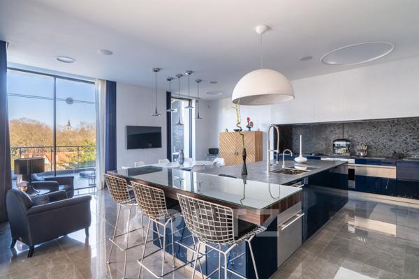 Villa contemporaine d’exception – 650 m² habitables aux portes de Paris