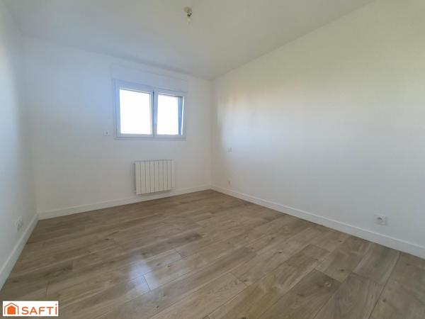 A de 2 pas des commerces