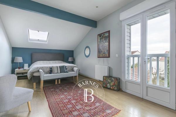 Rueil-Malmaison, Maison 3 Chambres -  160 m² à vendre