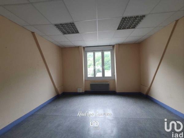 Location bureaux 400 m² Soulom