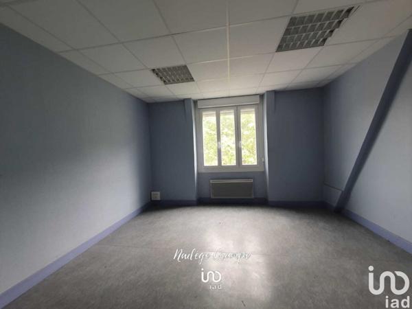 Location bureaux 400 m² Soulom
