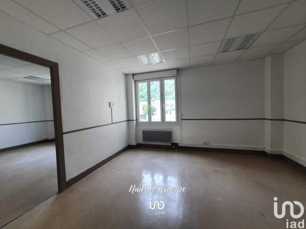 Location bureaux 400 m² Soulom