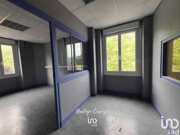 Location bureaux 400 m² Soulom