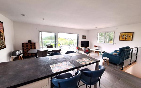 Maison à vendre    5 pièces • 125 m2 Trébeurden
