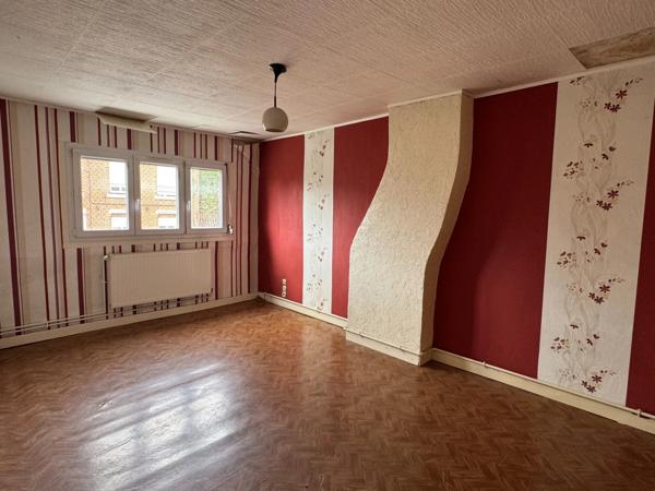 🏡 À VENDRE – Maison mitoyenne spacieuse – Fourmies