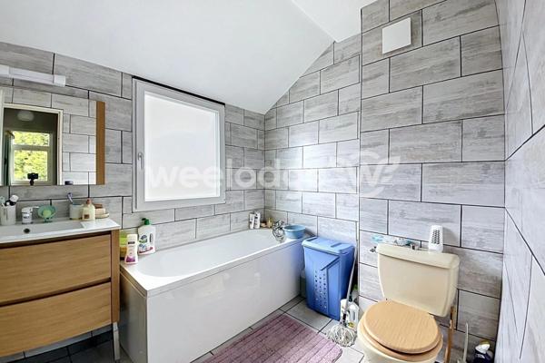 Maison à vendre 5 pièces de 98,2 m² à Jouy-le-Moutier