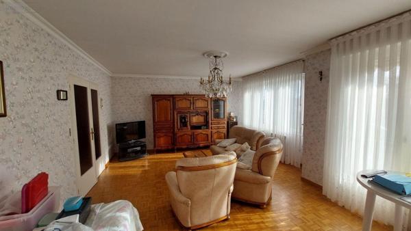 Maison à vendre à Rethel dans les Ardennes (08300), ref : 10315/597