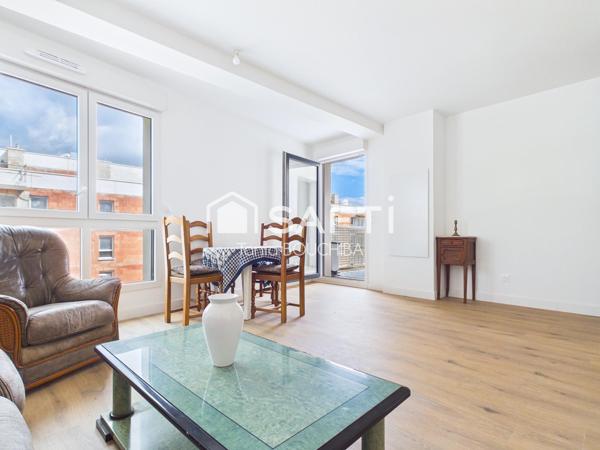 T3 neuf avec balcon et double parking