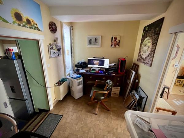 Maison de charme à Noyant Villages avec beau terrain