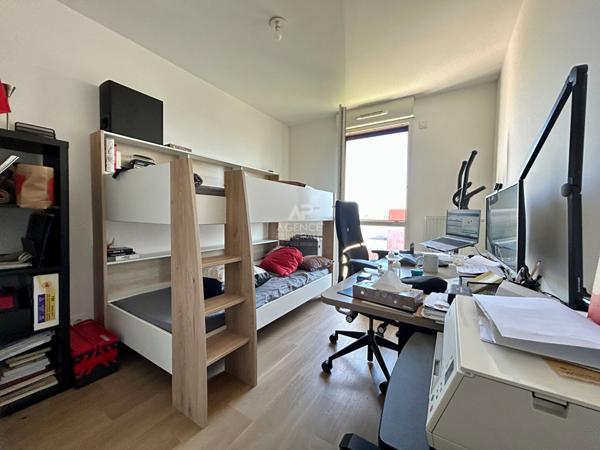Appartement Carrieres Sous Poissy 3 pièce(s) 65 m2 €265 000 ** - Référence 9156