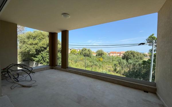 Appartement à vendre    5 pièces • 97 m2 Furiani