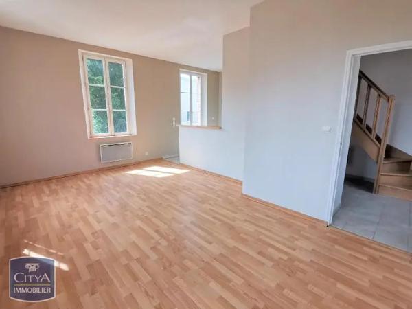 Appartement à louer 2 pièces 54.05m² Laon (02000)