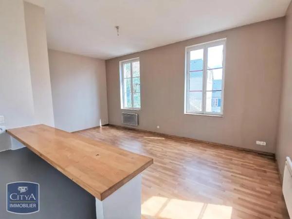 Appartement à louer 2 pièces 54.05m² Laon (02000)