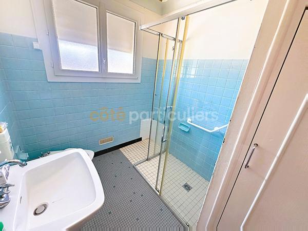 Vente
                Maison90 m² - 4 Pièces -
                    NEUVILLE DE POITOU (86170)