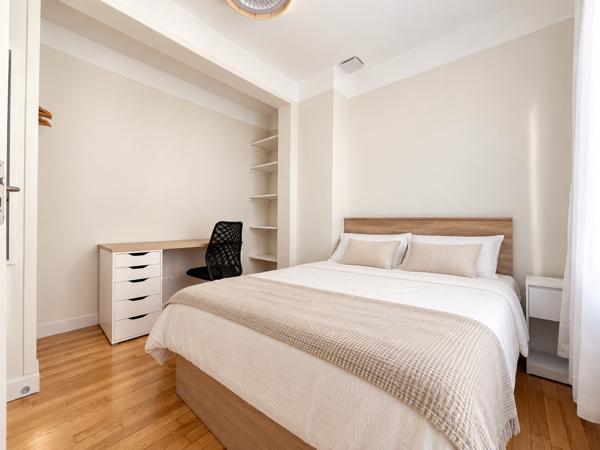 Colocation meublée dans maison rénovée avec cour - Bagneux / secteur Blains - proche RER B et métro 4