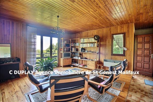 Entre Saint Genest Malifaux 42660 et la Versanne 42220 Chalet sur sous-sol complet 71,60m² é chambres sur 2500m² de terrain