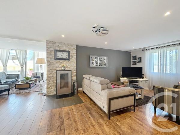 Maison à vendre  6 pièces - 150 m 2   GUILERS  - 29