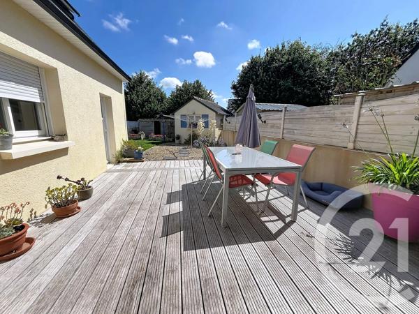 Maison à vendre  6 pièces - 150 m 2   GUILERS  - 29