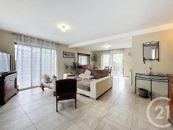 Maison à vendre  6 pièces - 150 m 2   GUILERS  - 29