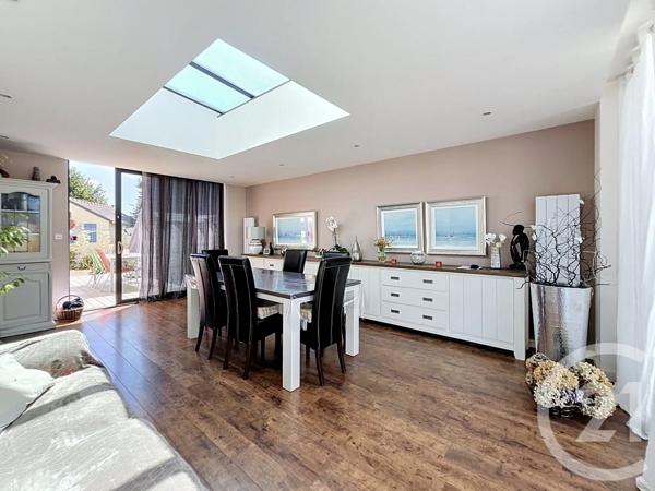 Maison à vendre  6 pièces - 150 m 2   GUILERS  - 29