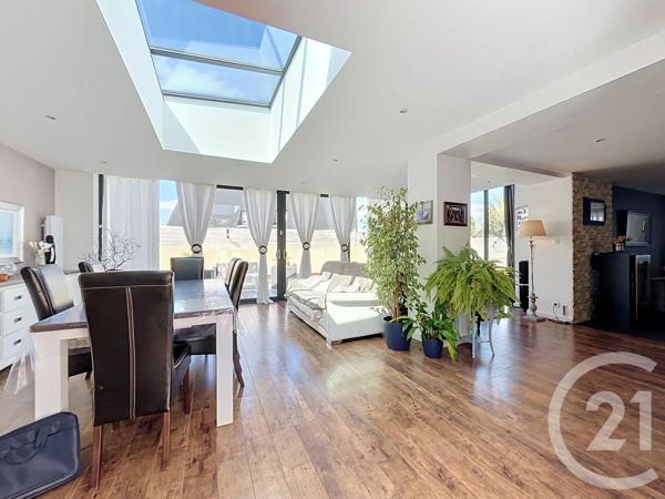 Maison à vendre  6 pièces - 150 m 2   GUILERS  - 29