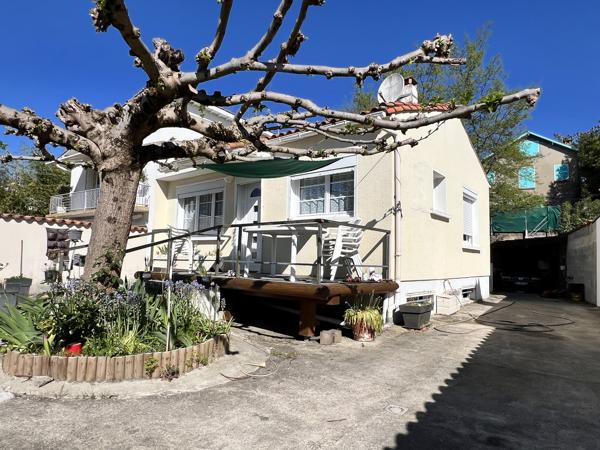 ROYAN - QUARTIER DU PARC - MAISON INDEPENDANTE AVEC JARDIN