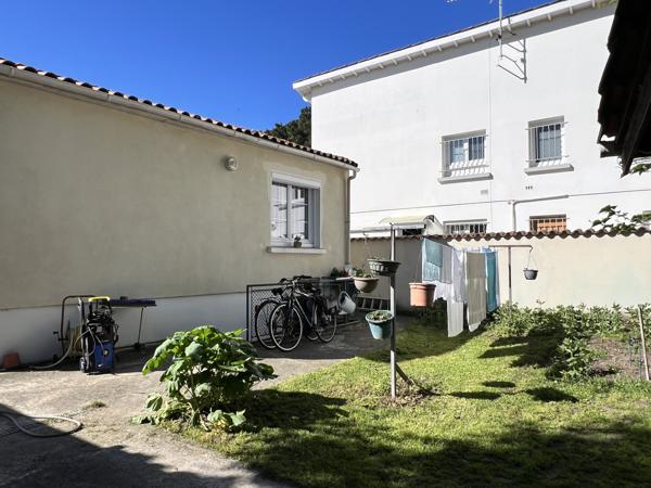 ROYAN - QUARTIER DU PARC - MAISON INDEPENDANTE AVEC JARDIN