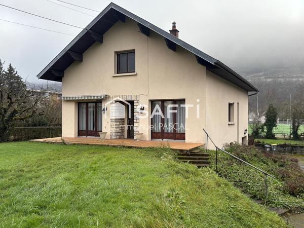 Maison quartier Velotte de 9( mé et terrain plat de 12 ares