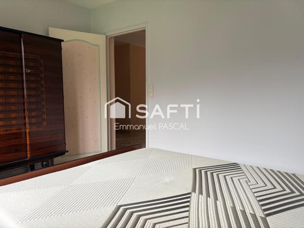 Maison quartier Velotte de 9( mé et terrain plat de 12 ares